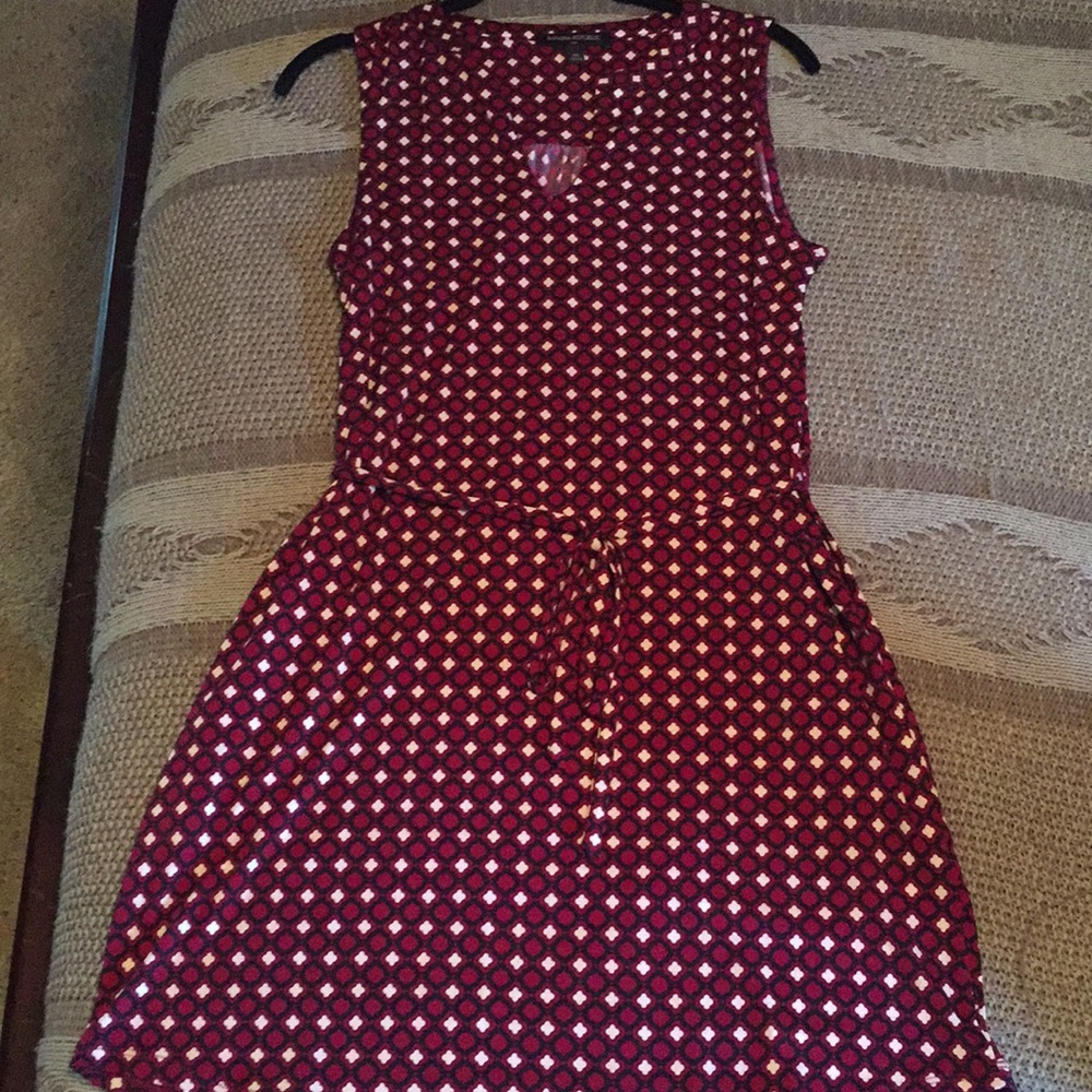 Sleeveless Banana Republic wine colored dress
